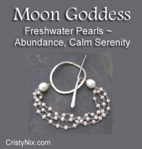 Pearls- gemstone of June